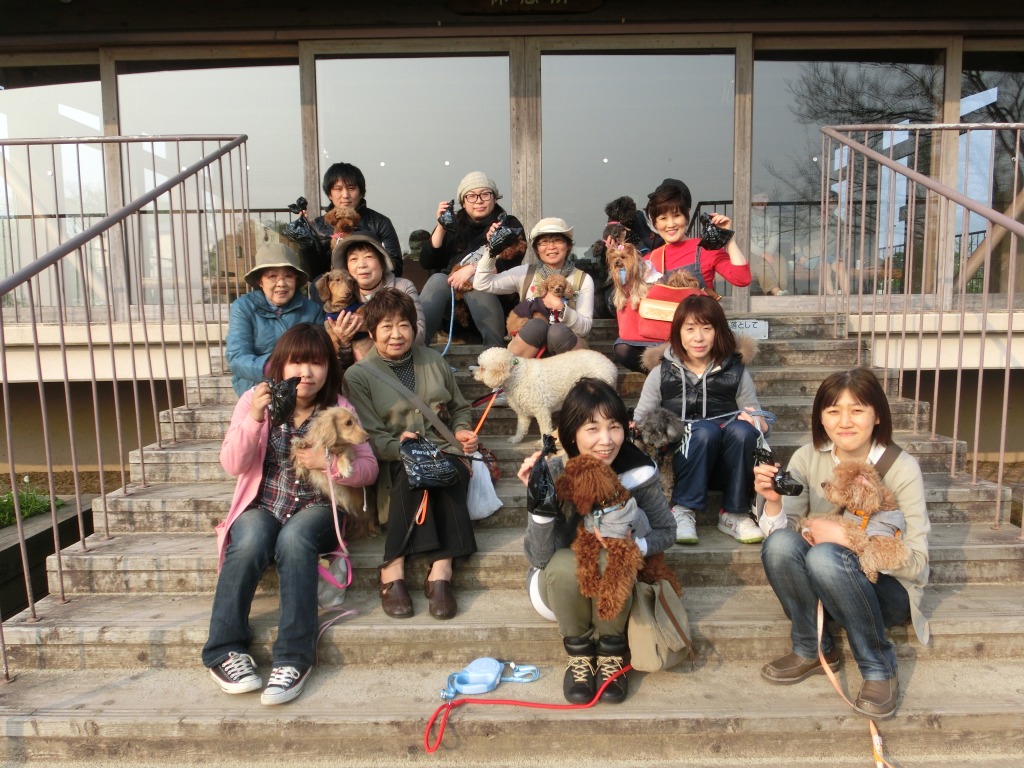 4月の江津湖ワンワン見守り隊（愛称：えづワン隊）