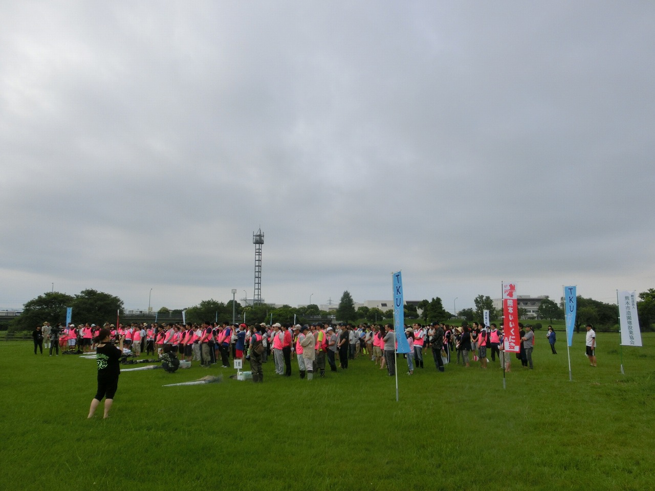 江津湖をキレイに！（熊本いいくに会・テレビ熊本・熊本市ほか）